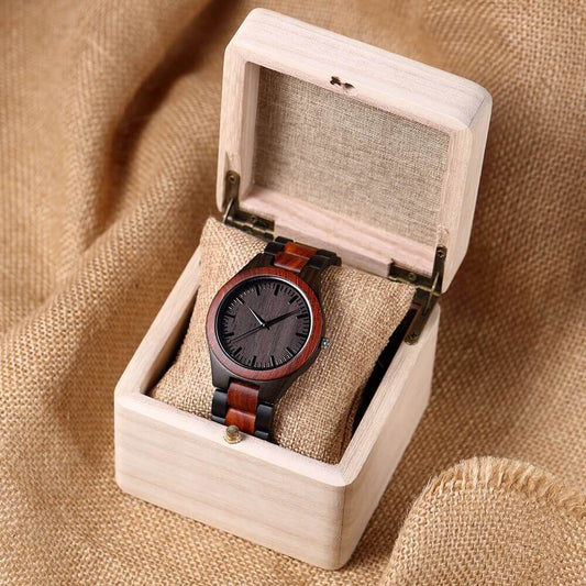 Eco-friendly holiday presents: Wooden watches - WoodCraft4You